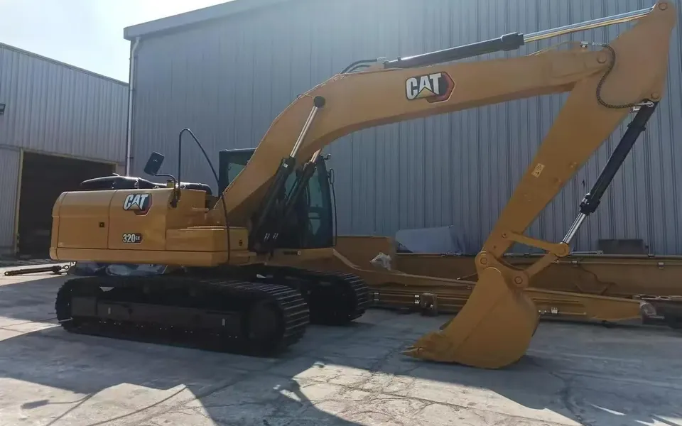 Foto real de la excavadora nueva CAT 320GX, modelo representativo