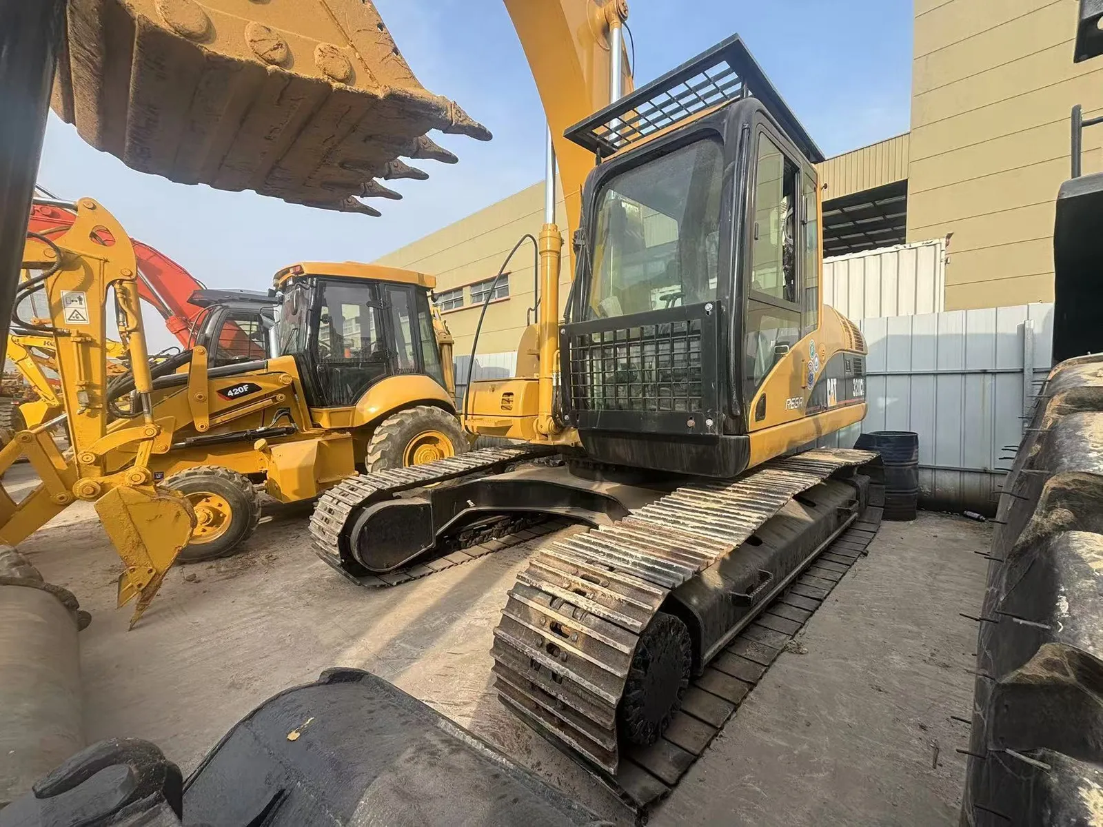 Imagen de producto excavadora Caterpillar 320CL