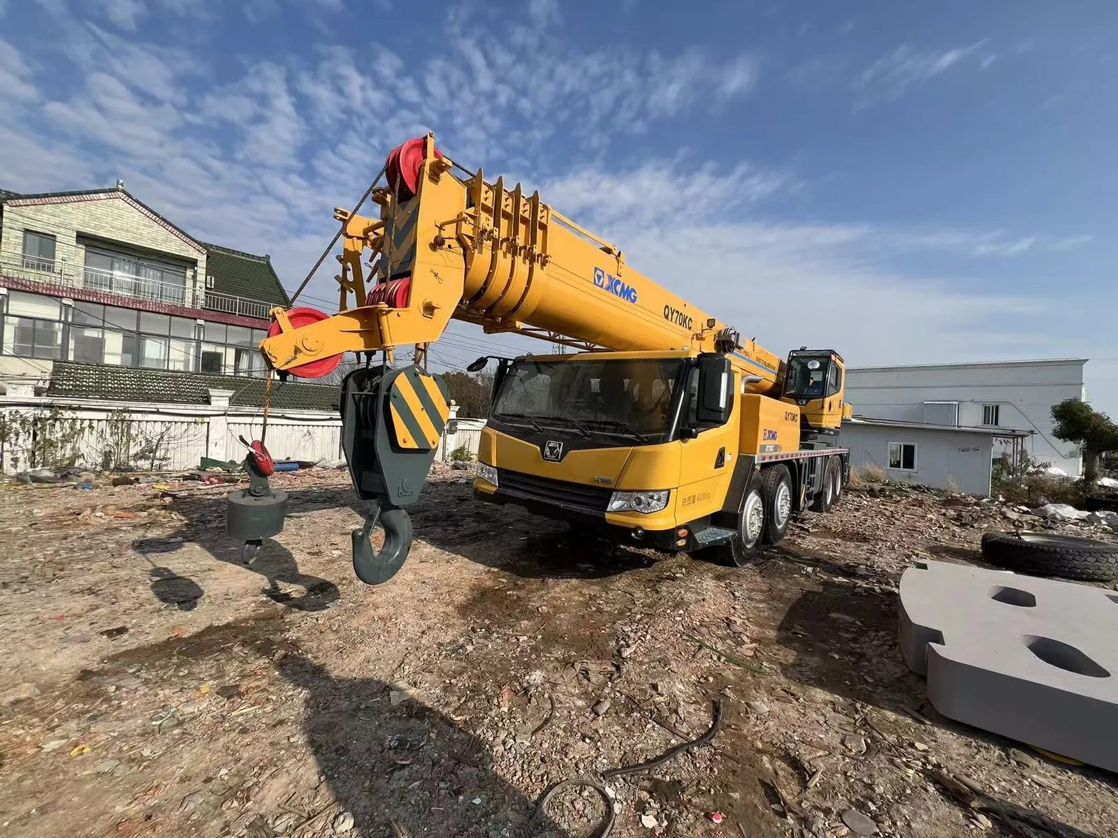 Imagen del producto: grúa automotriz XCMG QY70KC de 70 toneladas